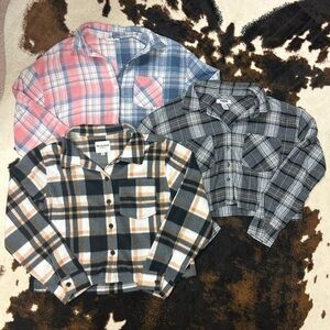 Cropped Flannels - Multicolored